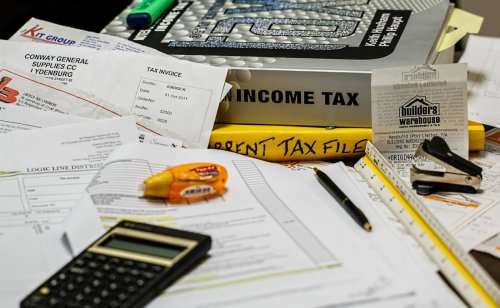 income-tax-491626_1920